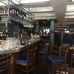 Quinlan & Cooke Boutique Townhouse And Qcs Seafood Restaurant 凯尔西温