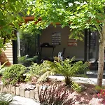 Quinlan & Cooke Boutique Townhouse And Qcs Seafood Restaurant 凯尔西温