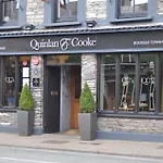 酒店 Quinlan & Cooke Boutique Townhouse And Qcs Seafood Restaurant 凯尔西温