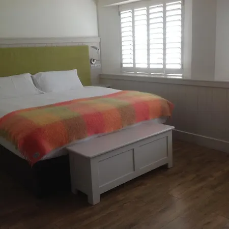 Hotell Quinlan & Cooke Boutique Townhouse And Qcs Seafood Restaurant Cahersiveen