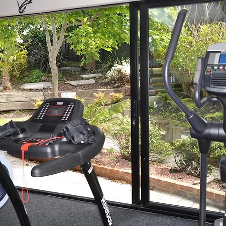 Quinlan & Cooke Boutique Townhouse And Qcs Seafood Restaurant 4* カアーサイビーン