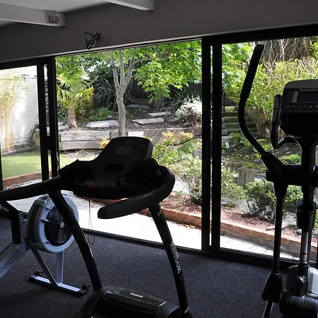 Quinlan & Cooke Boutique Townhouse And Qcs Seafood Restaurant Cahersiveen