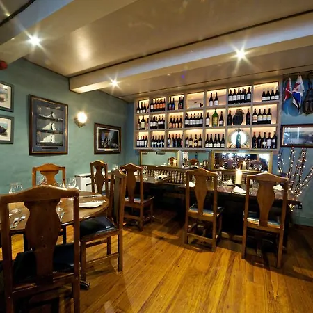 Quinlan&cooke Boutique Townhouse&qcs Seafood Restaurant Cahersiveen