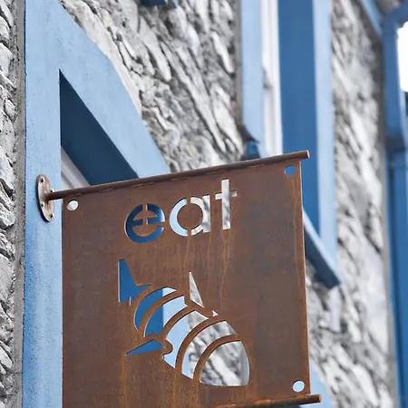 Quinlan&cooke Boutique Townhouse&qcs Seafood Restaurant Hotel Cahersiveen