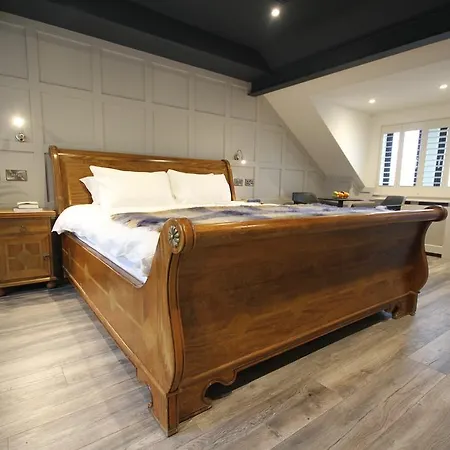 Hotell Quinlan & Cooke Boutique Townhouse And Qcs Seafood Restaurant