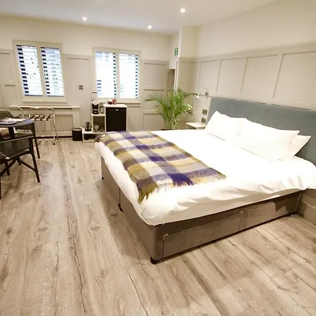 Quinlan & Cooke Boutique Townhouse And Qcs Seafood Restaurant Hotell 4*