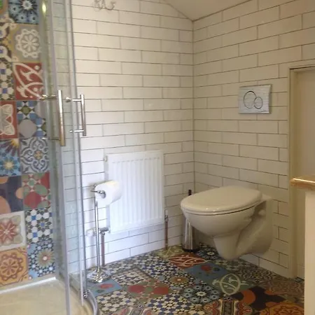 Hotel Quinlan & Cooke Boutique Townhouse And Qcs Seafood Restaurant 4*