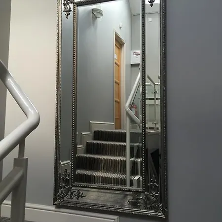 Quinlan & Cooke Boutique Townhouse And Qcs Seafood Restaurant Hotell Cahersiveen