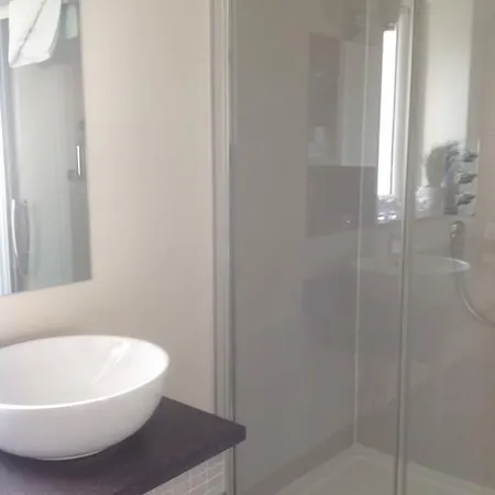 Quinlan & Cooke Boutique Townhouse And Qcs Seafood Restaurant Hotell Cahersiveen