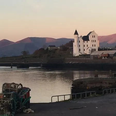 Quinlan & Cooke Boutique Townhouse And Qcs Seafood Restaurant Hotell Cahersiveen