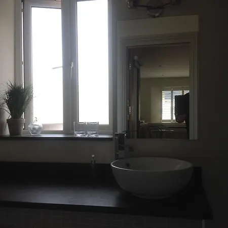 Quinlan & Cooke Boutique Townhouse And Qcs Seafood Restaurant Hotell Cahersiveen