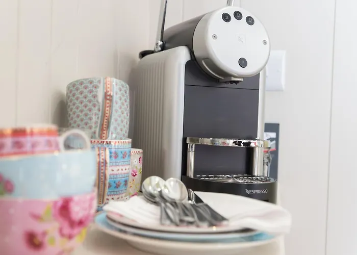 Quinlan & Cooke Boutique Townhouse And Qcs Seafood Restaurant Cahersiveen