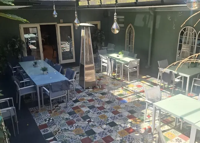 Otel Quinlan & Cooke Boutique Townhouse And Qcs Seafood Restaurant
