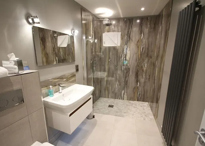 Quinlan & Cooke Boutique Townhouse And Qcs Seafood Restaurant Otel